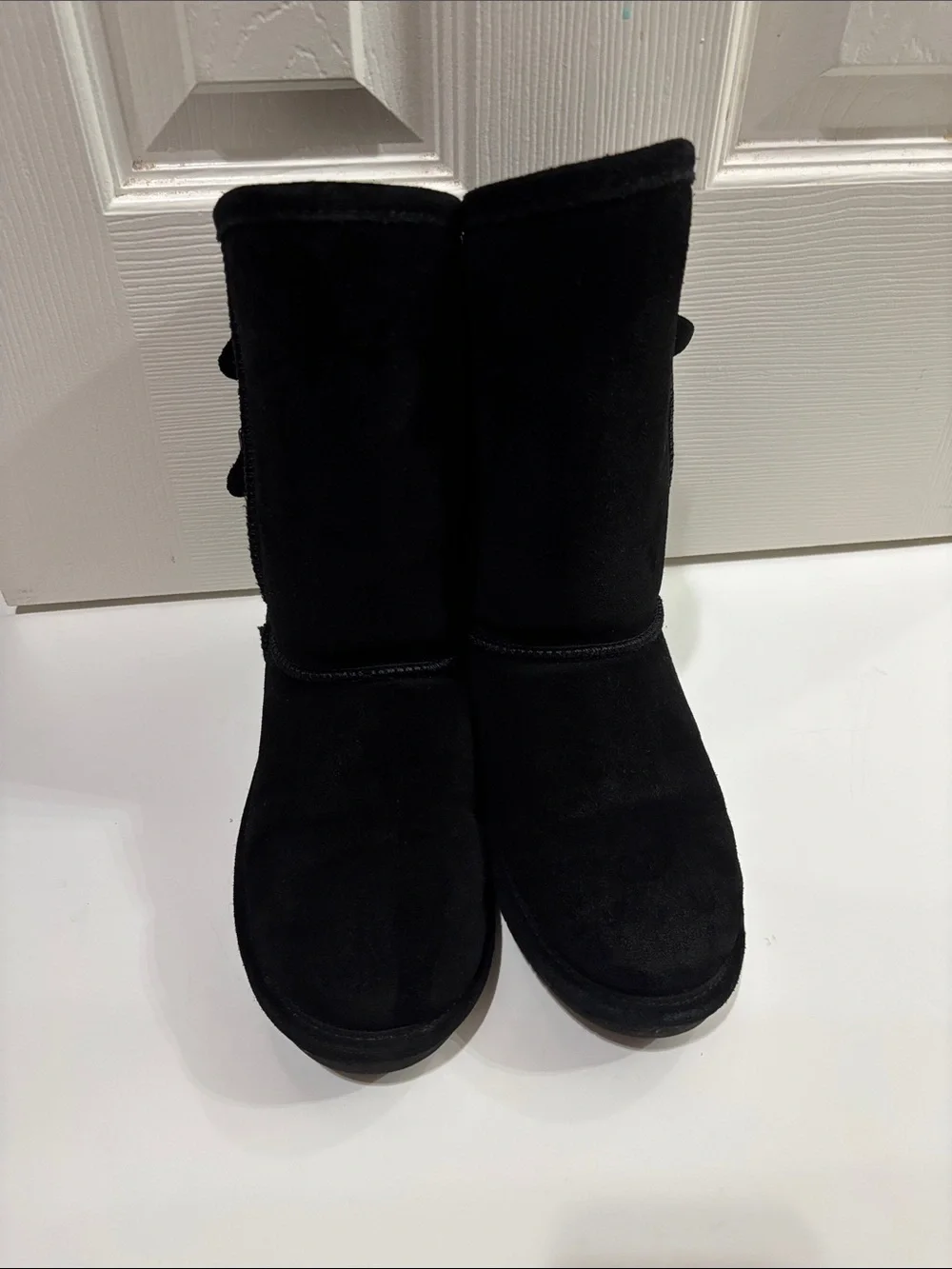 BEARPAW Emma Youth Girls Size 4 Black Suede Calf High Sherpa Lined Boots 608Y